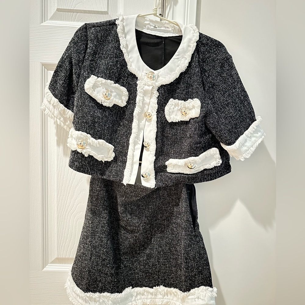 Mini dress setting